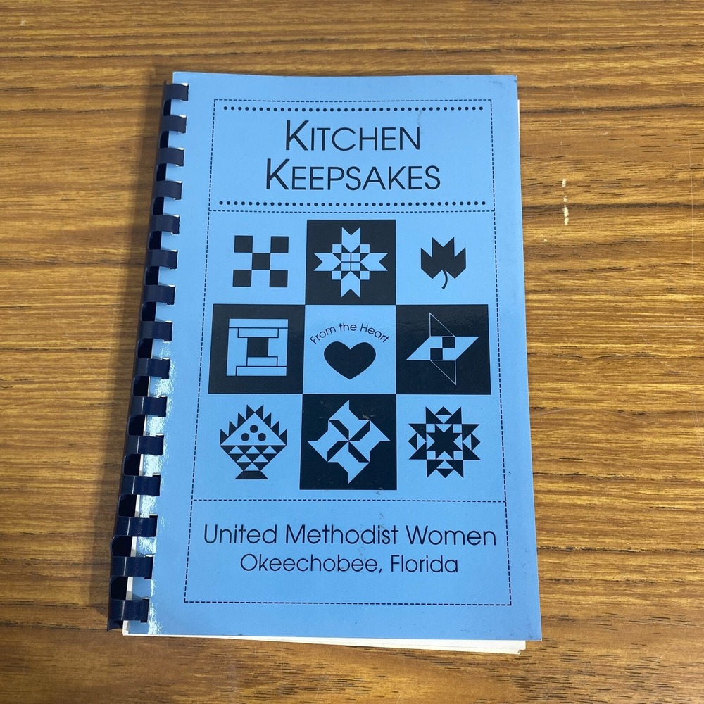 Okeechobee Florida United Methodist Women 1995 VTG Kitchen Keepsakes Cookbook
